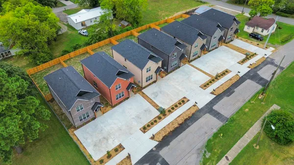 $2,100 | 656 Chambers Street, Unit 160, Gallatin, TN 37066