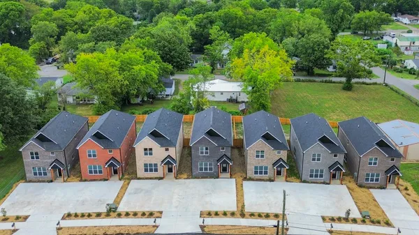 $2,100 | 656 Chambers Street, Unit 160, Gallatin, TN 37066