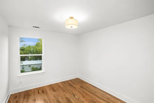 $2,100 | 656 Chambers Street, Unit 160, Gallatin, TN 37066