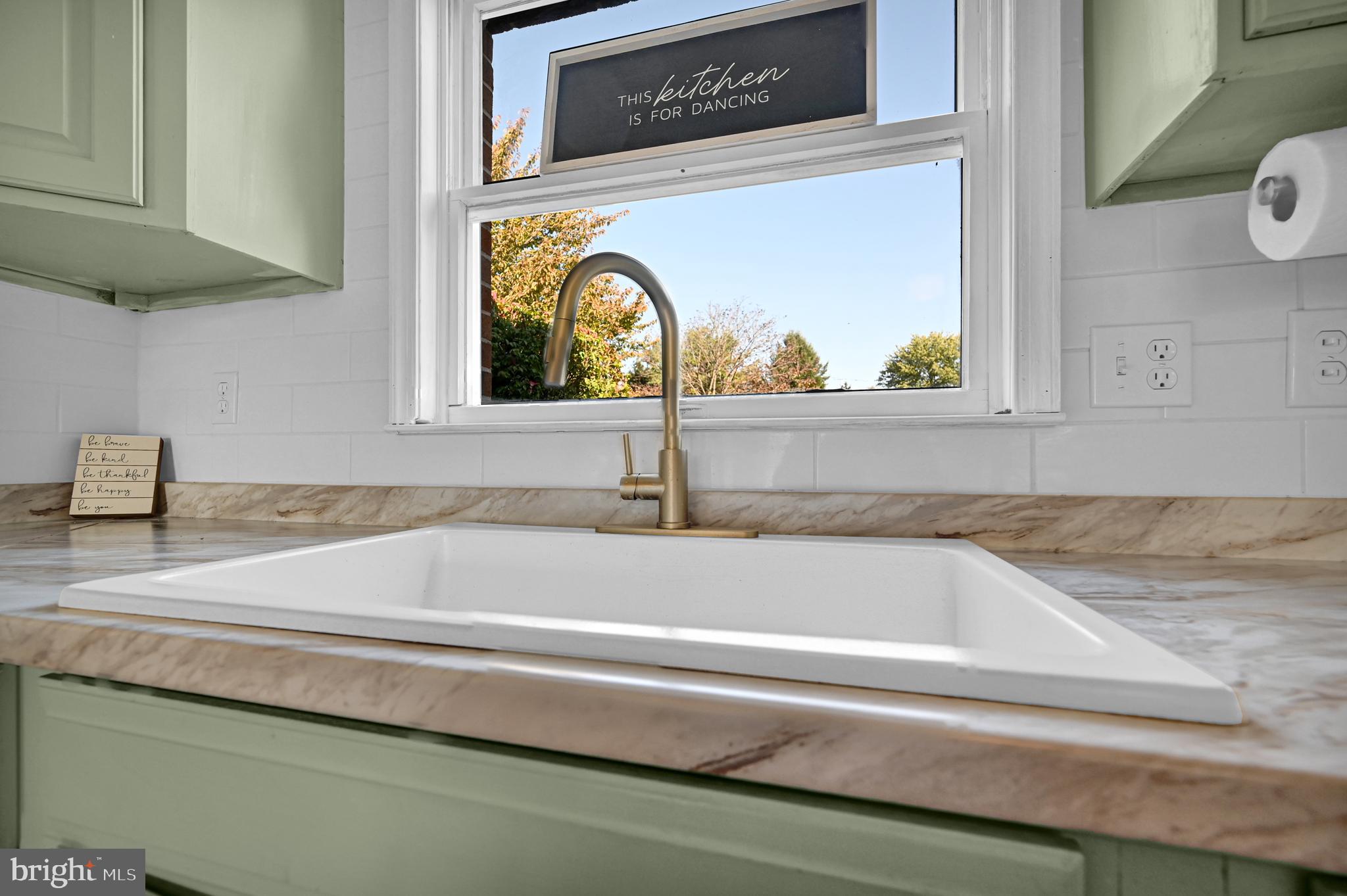 29 Edith Drive Windsor, PA 17366 - Photo 17 of 48