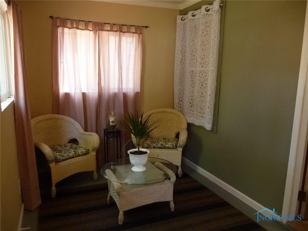 2054 Mansfield Road Toledo, OH 43613 - Photo 6 of 15 Gallery Image 6