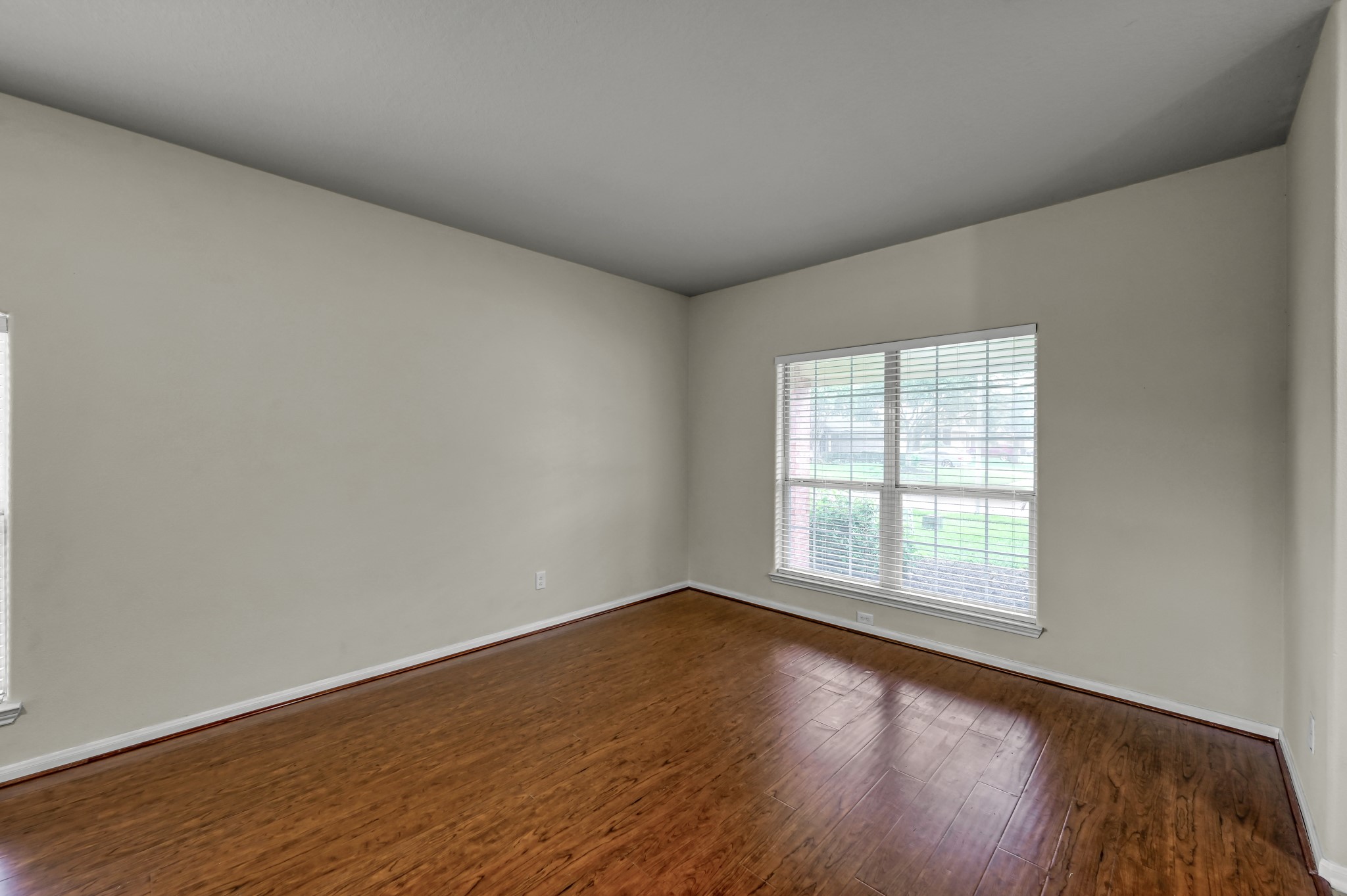 631 Timberstand Lane Spring, TX 77373 - Photo 5 of 38 The versatile front den offers the perfect space for a home office, sitting area, playroom, or additional living space.