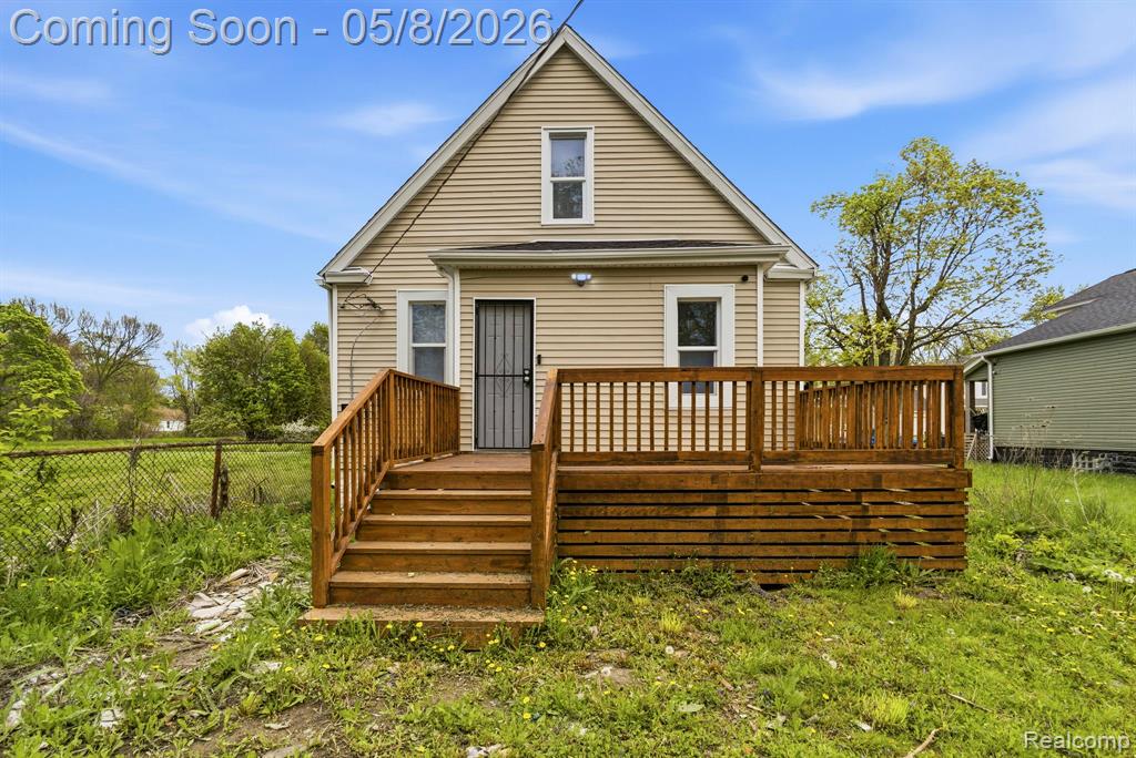 3869 Harding Street Detroit, MI 48214 - Photo 4 of 36