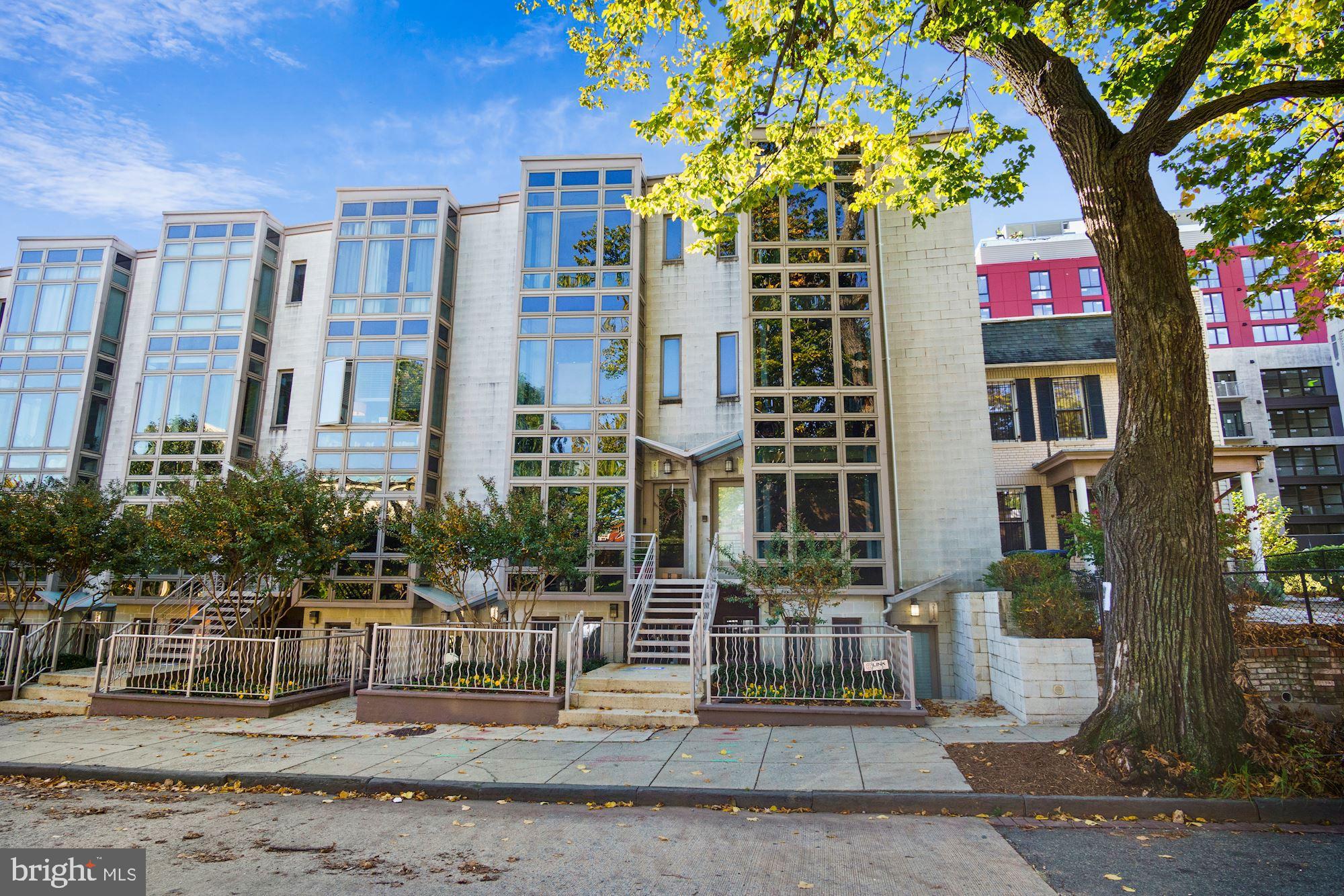 211 R Street Northeast, Unit B Washington, DC 20002 - Photo 2 of 5