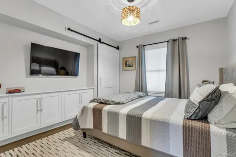 $1,149,000 | 1 Jerry Lane, Glen Cove, NY 11542