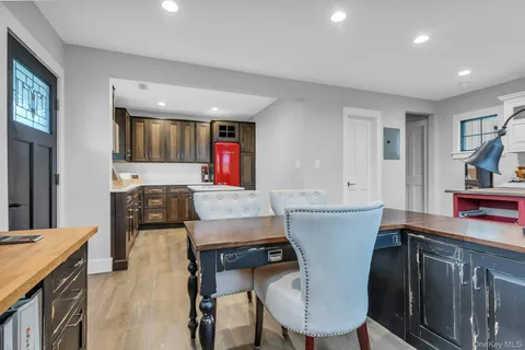 $1,149,000 | 1 Jerry Lane, Glen Cove, NY 11542