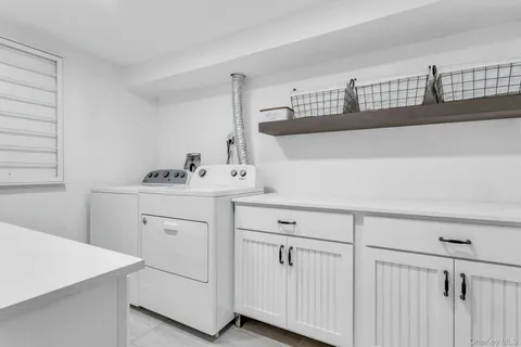 $1,149,000 | 1 Jerry Lane, Glen Cove, NY 11542