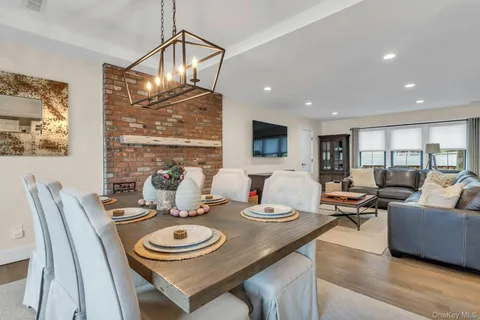 $1,149,000 | 1 Jerry Lane, Glen Cove, NY 11542