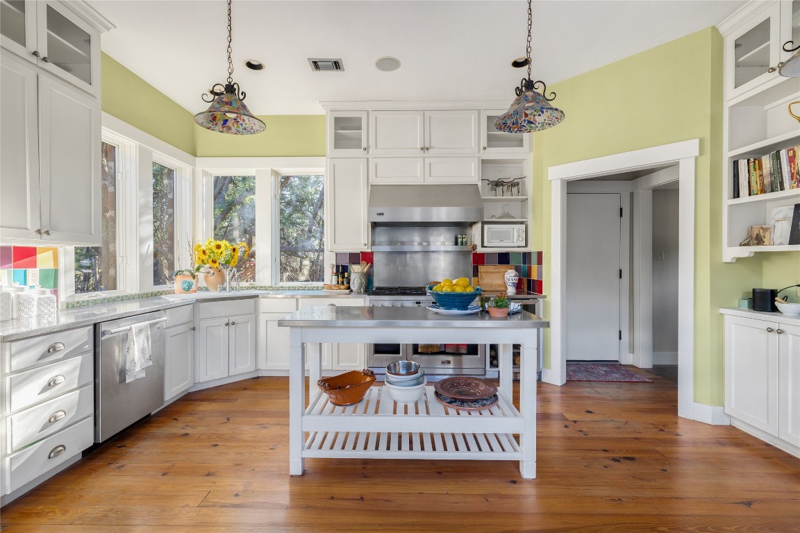 5818 Ranch Road 165 Blanco, TX 78606 - Photo 18 of 40 True Chef's kitchen in main residence
