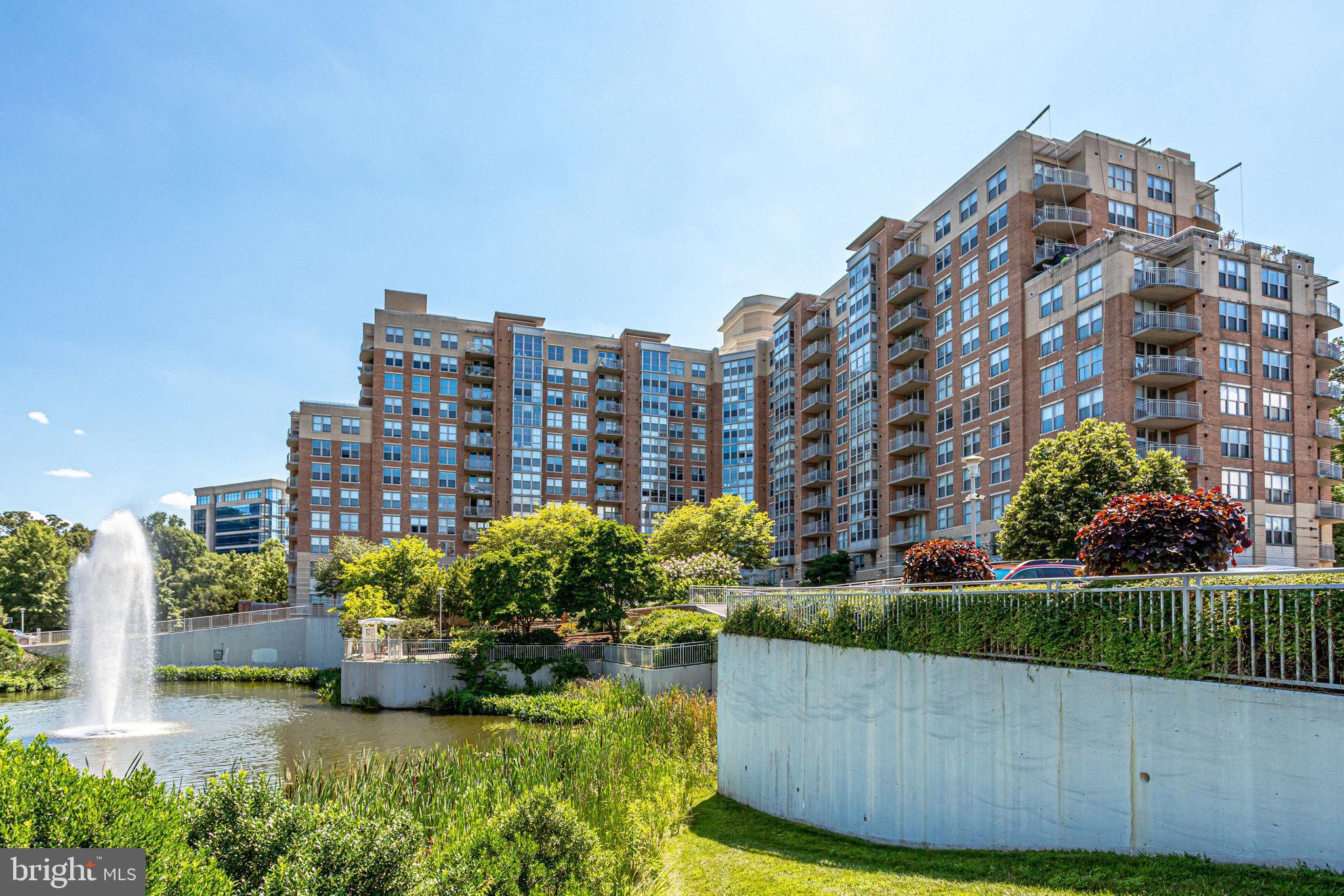 11800 Sunset Hills Road, Unit 621 Reston, VA 20190 - Photo 4 of 43 Gallery Image 4
