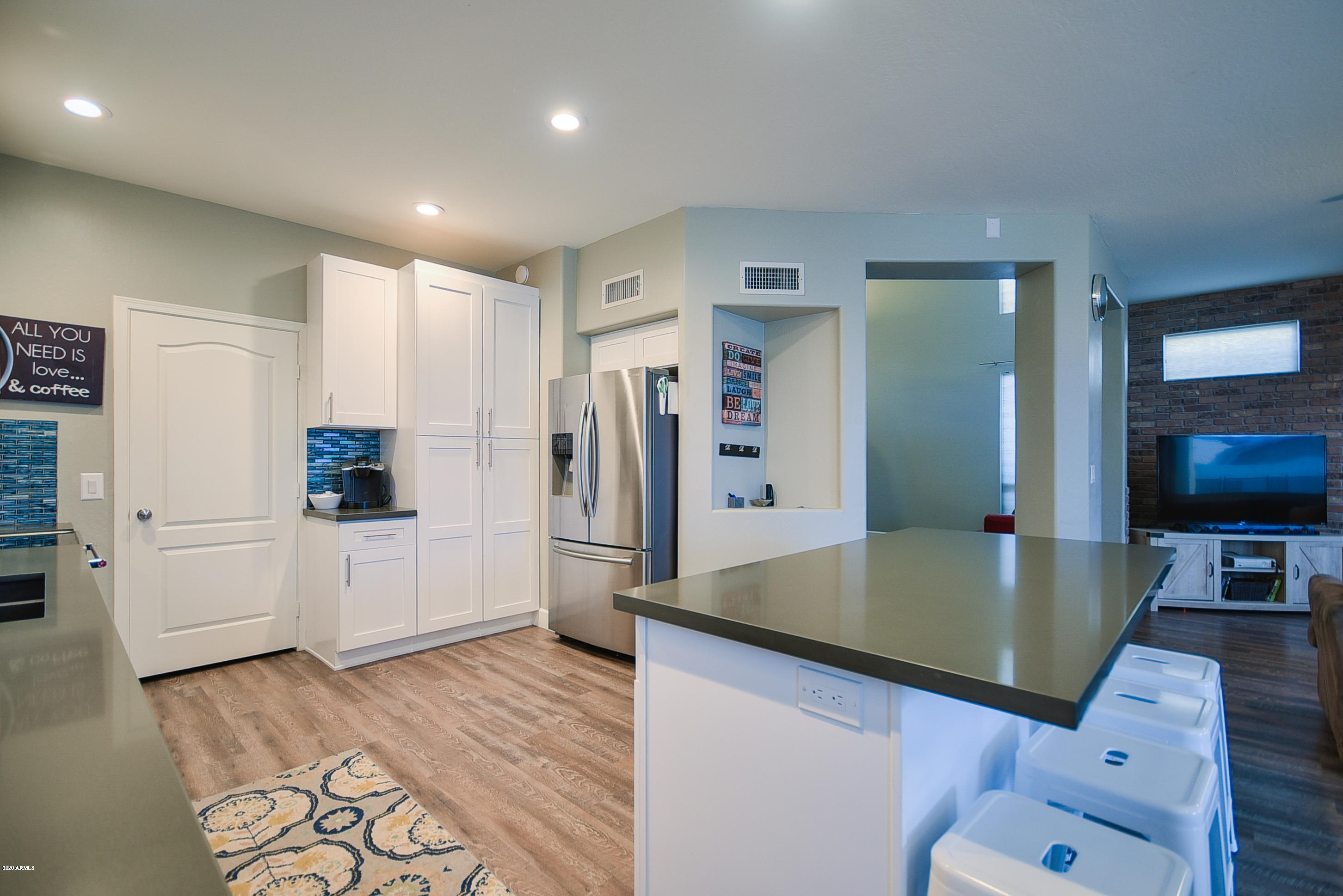 2236 East Escuda Road Phoenix, AZ 85024 - Photo 11 of 33 12-2