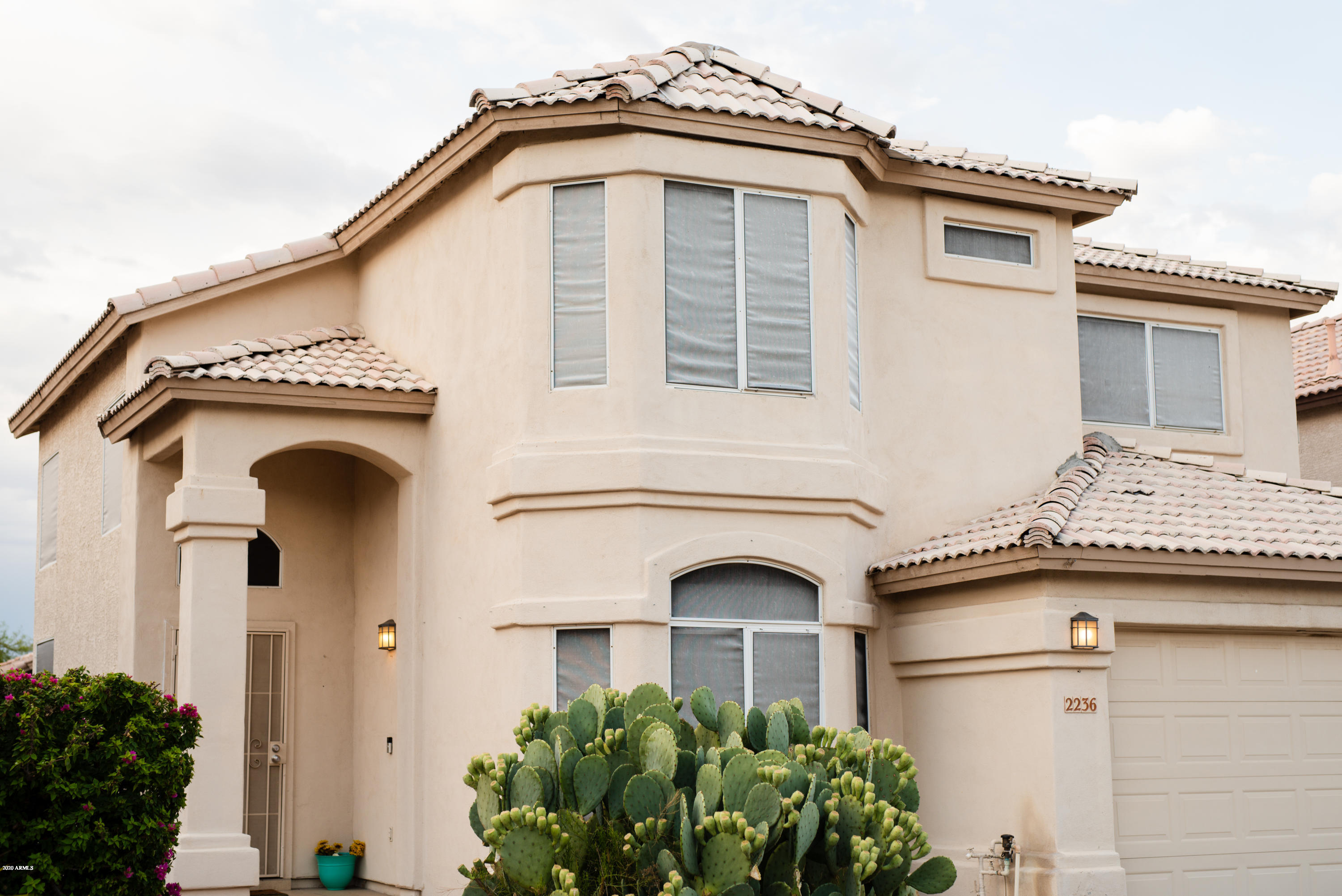 2236 East Escuda Road Phoenix, AZ 85024 - Photo 4 of 33 4