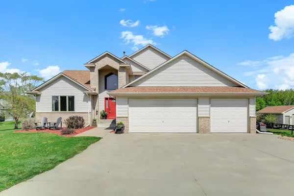 $825,000 | 5296 Salem Lane, Greenfield, MN 55357