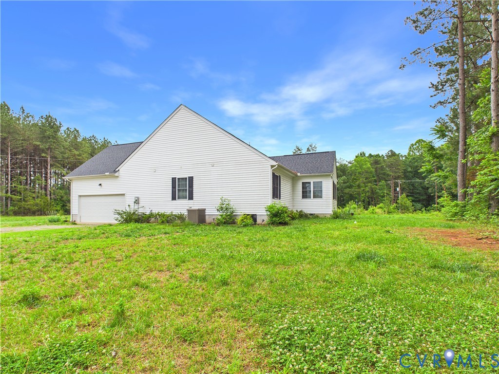 2845 Cumberland Road Farmville, VA 23901 - Photo 9 of 76