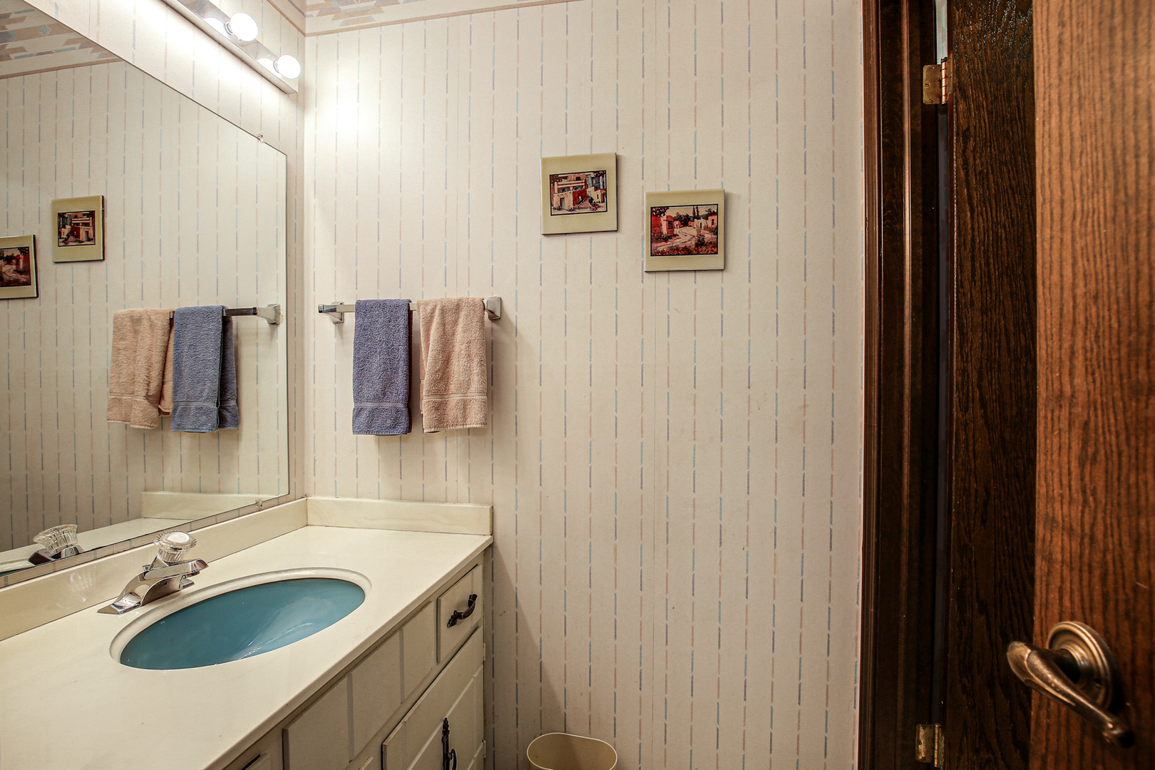 1326 Hillview Road Homewood, IL 60430 - Photo 14 of 25