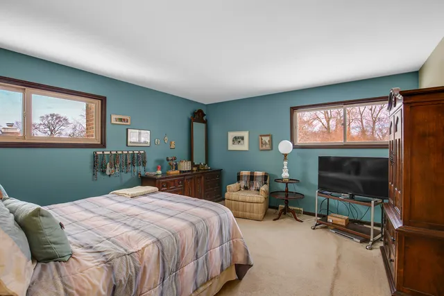 $309,900 | 1326 Hillview Road, Homewood, IL 60430