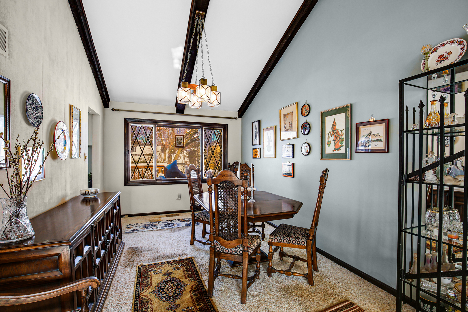 1326 Hillview Road Homewood, IL 60430 - Photo 3 of 25