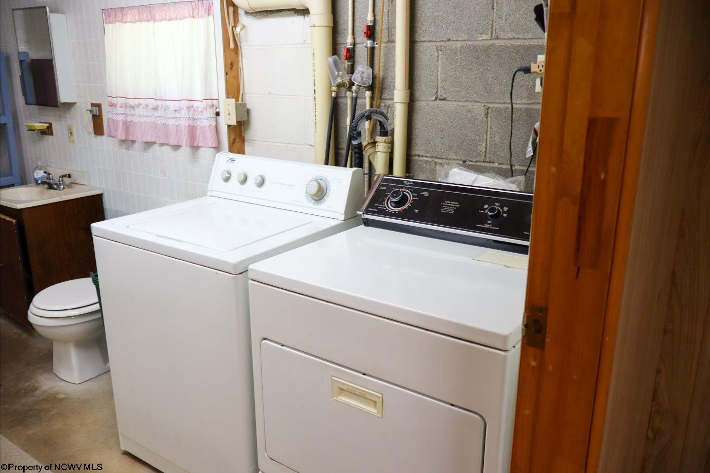 88 Piney Fork Road Pine Grove, WV 26419 - Photo 39 of 44 Gallery Image 39