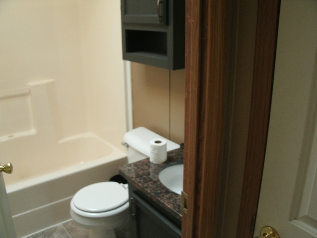5729 South Crawford Road Mount Pleasant, MI 48858 - Photo 24 of 28 1815837-23.JPG