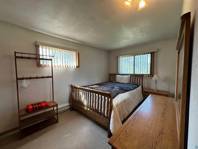 $240,000 | 9375 State Highway 1, Isabella, MN 55607