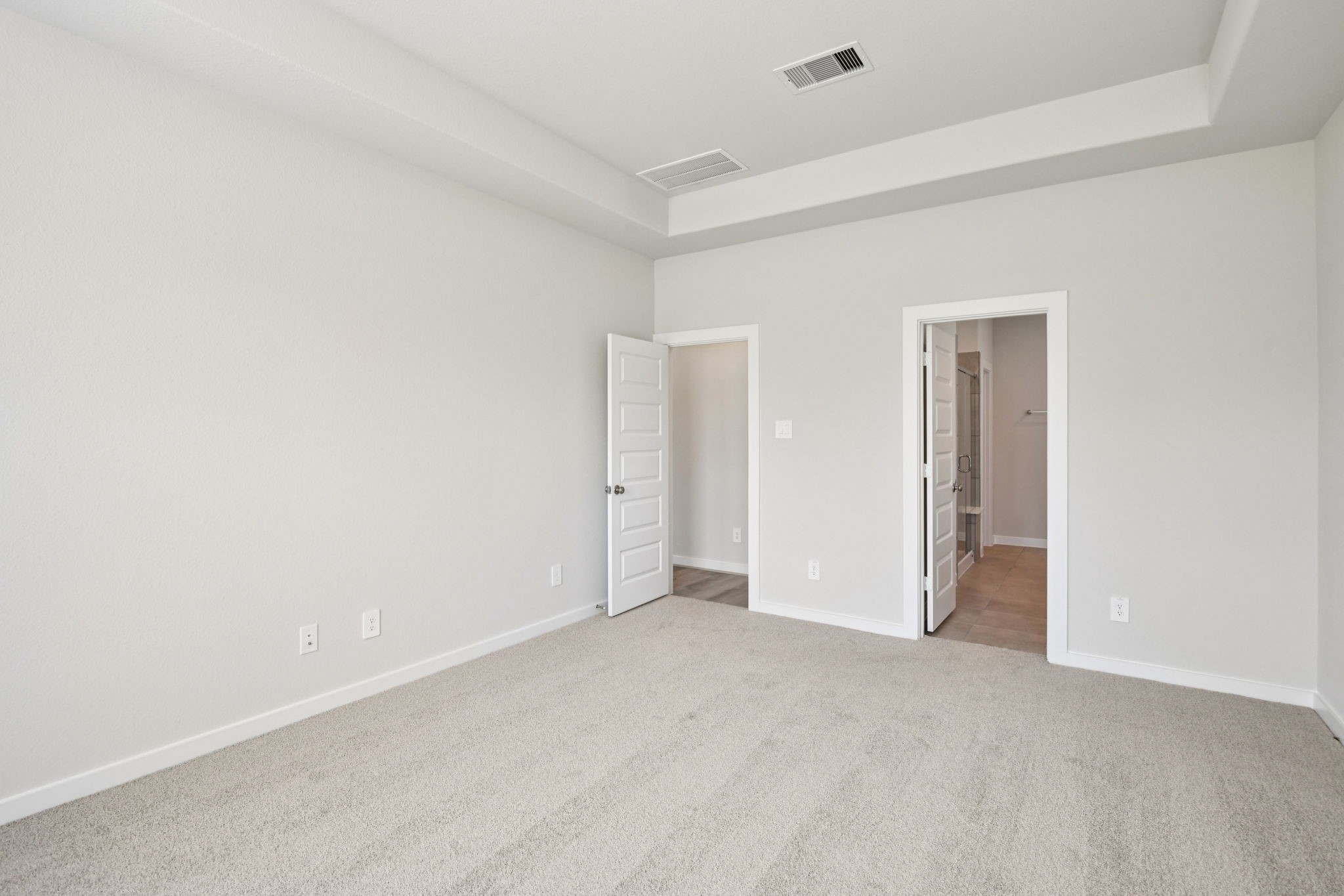 2843 Dark Lantern Drive Rosenberg, TX 77471 - Photo 14 of 49 a view of an empty room
