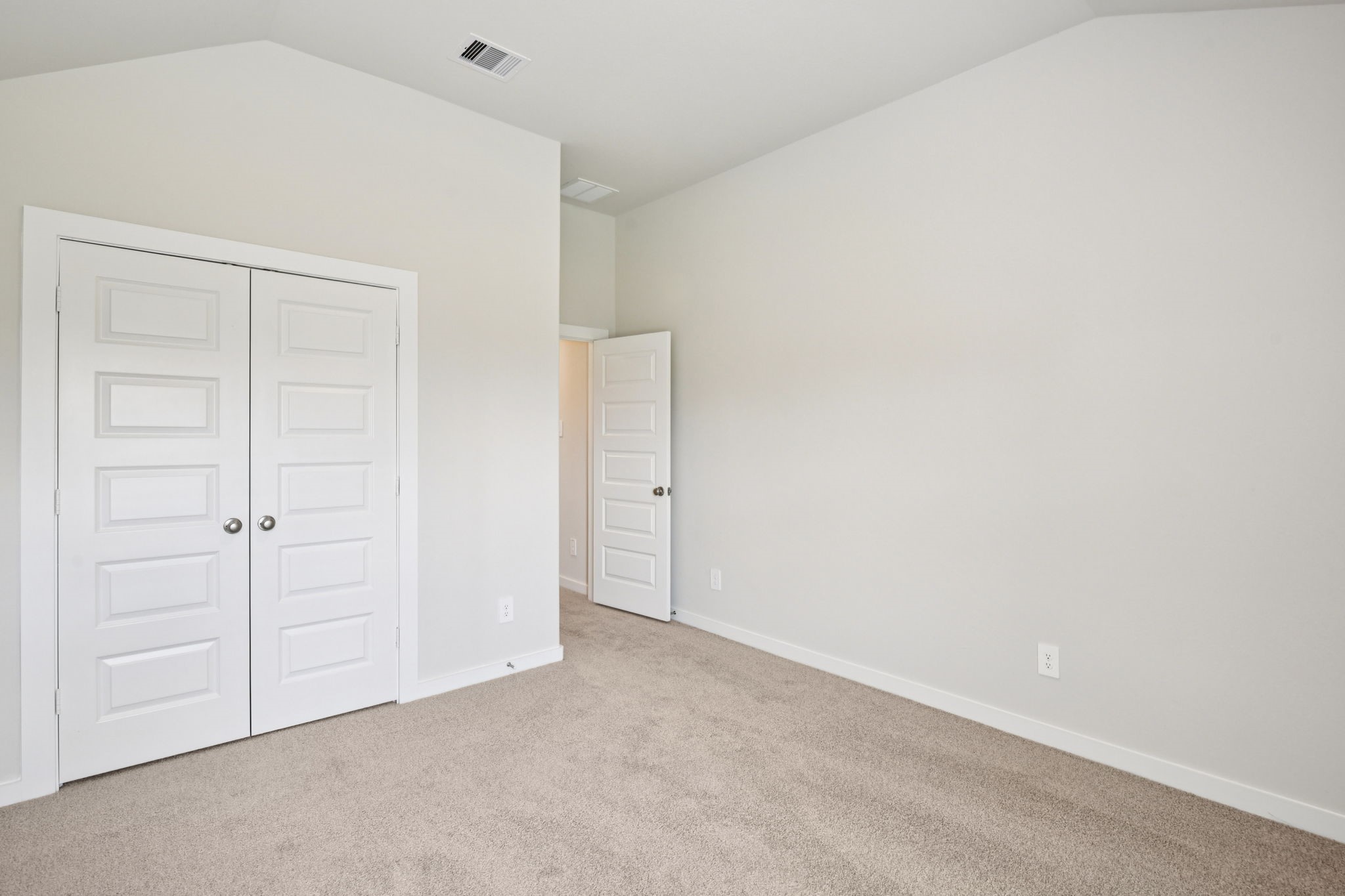 2843 Dark Lantern Drive Rosenberg, TX 77471 - Photo 42 of 49 a view of an empty room
