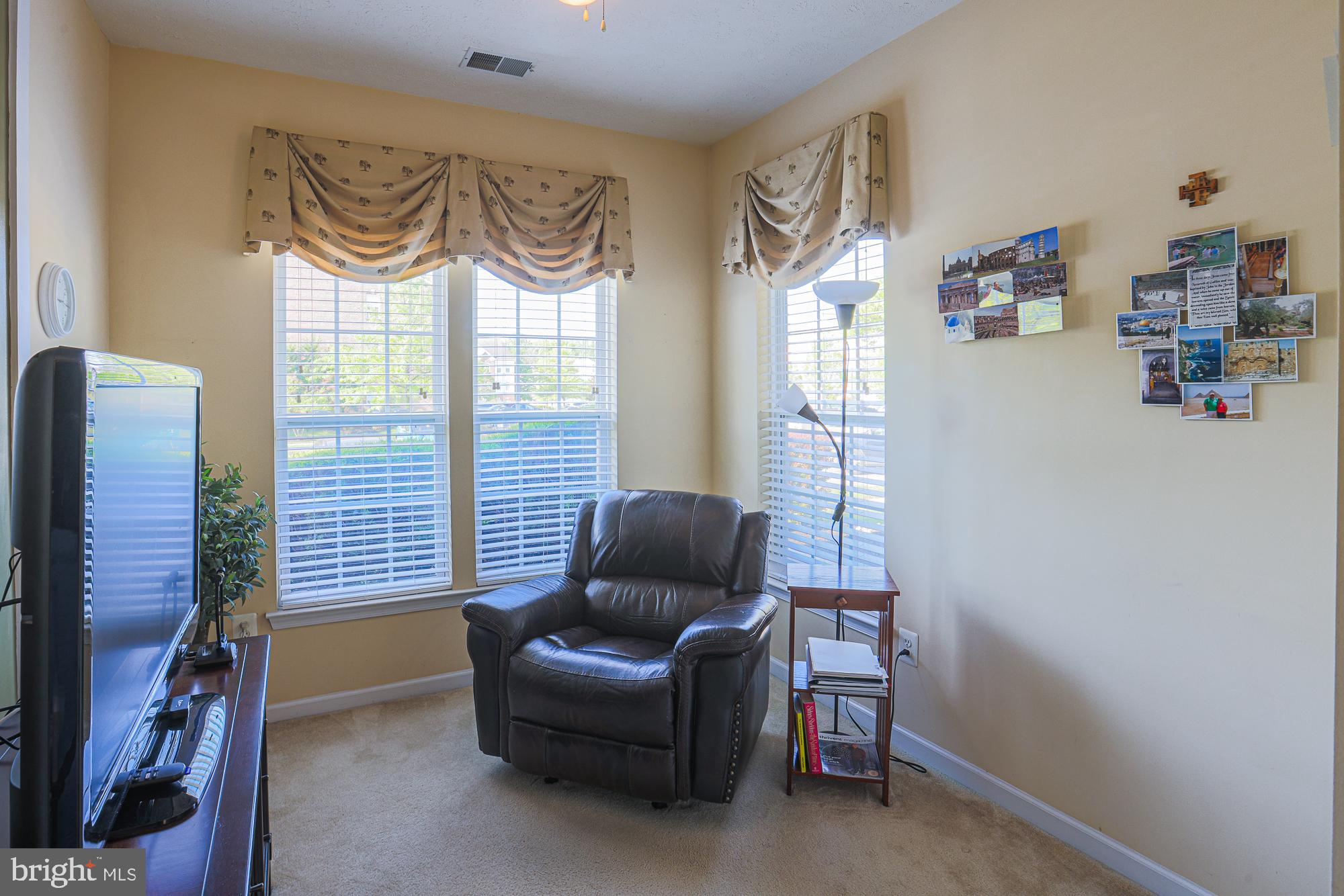5348 Glenthorne Court, Unit 5348 Baltimore, MD 21237 - Photo 23 of 27 Bedroom