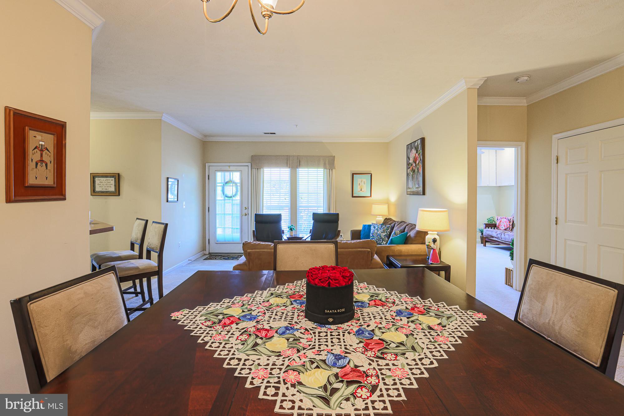 5348 Glenthorne Court, Unit 5348 Baltimore, MD 21237 - Photo 6 of 27 Living Room/Dining Room