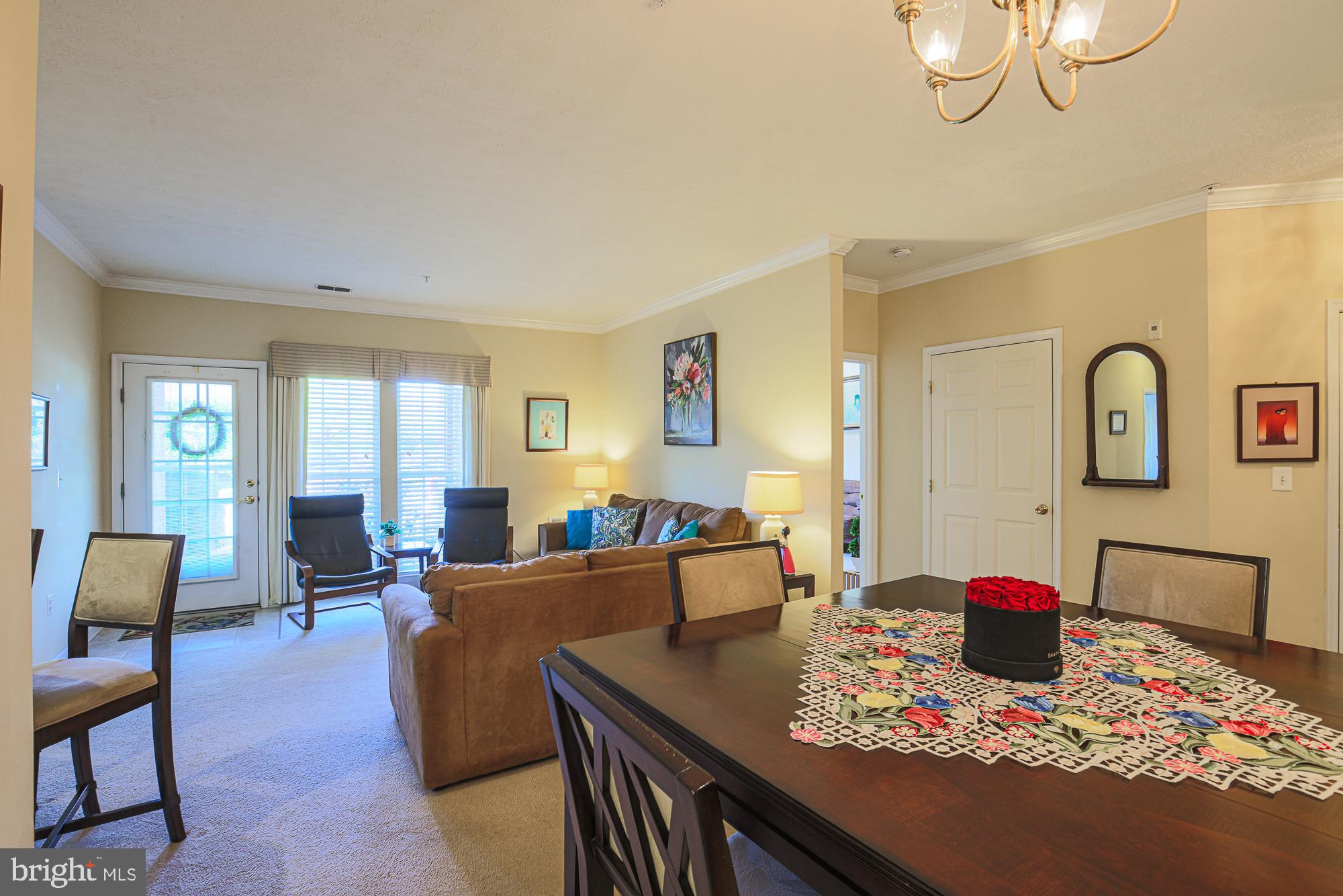 5348 Glenthorne Court, Unit 5348 Baltimore, MD 21237 - Photo 7 of 27 Living Room/Dining Room