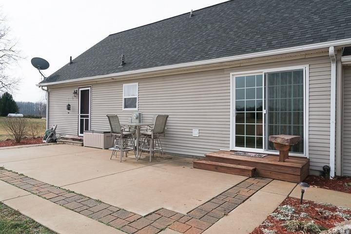 7281 Kennedy Road Munith, MI 49259 - Photo 2 of 10 Photo 2