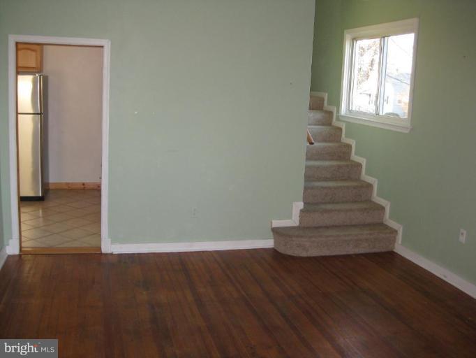 3116 White Way Road Sparrows Point, MD 21219 - Photo 6 of 19 Livingroom view 1