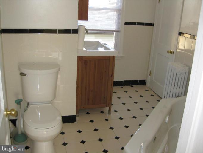 3116 White Way Road Sparrows Point, MD 21219 - Photo 9 of 19 Upper Level Main Bathroom
