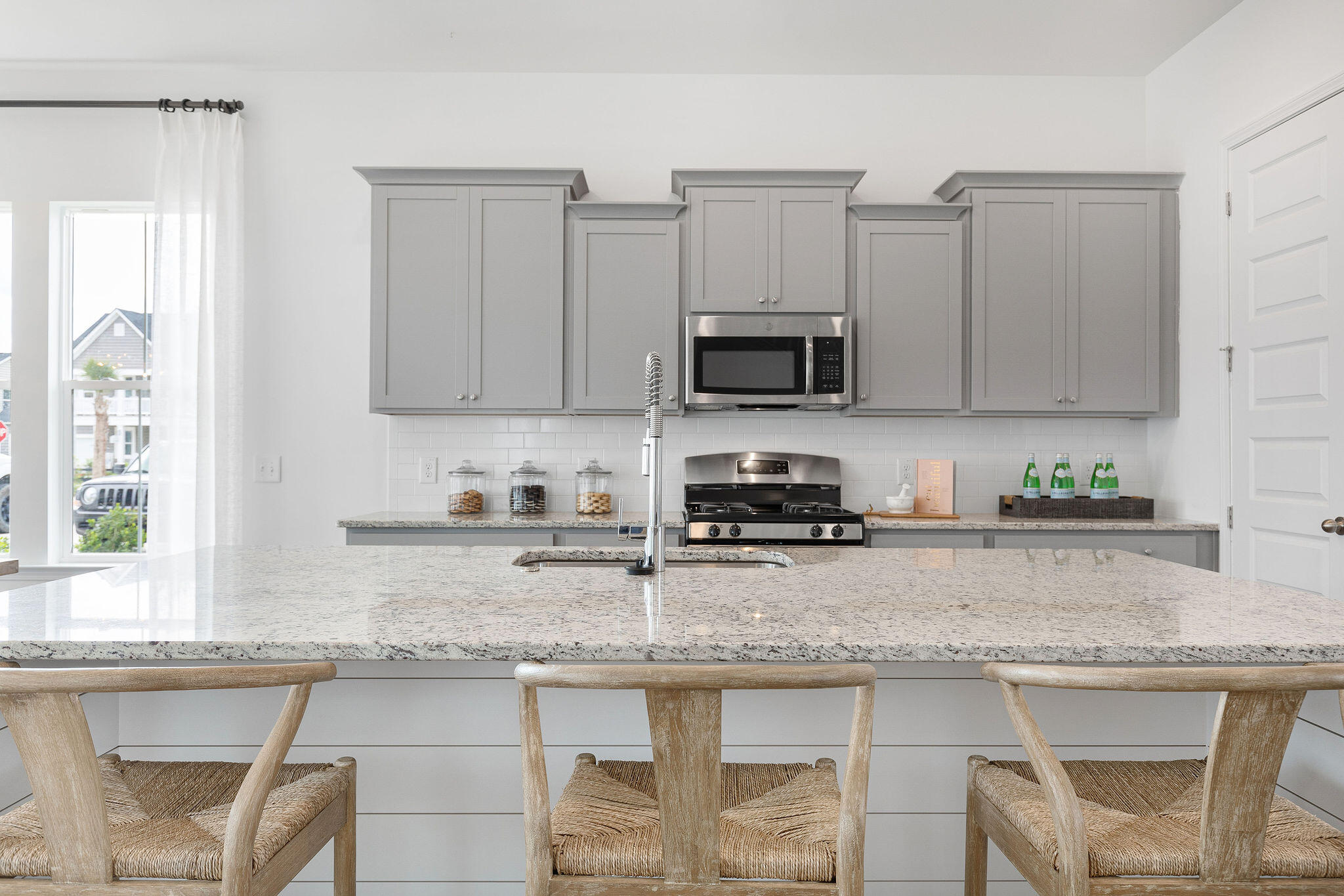 984 Scotch Bonnet Way Summerville, SC 29485 - Photo 6 of 35 109GardenLily-KeenEyeMarketing-07