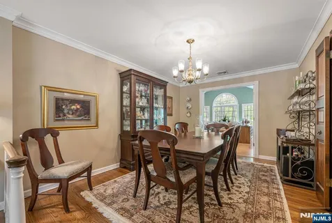 $1,100,000 | 485 Eisenhower Court, Wyckoff, NJ 07481