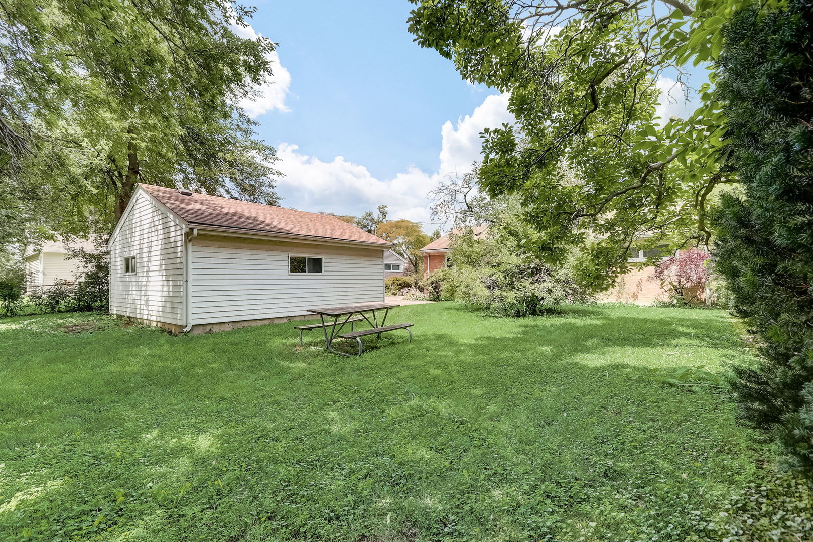 547 East Baldwin Road Palatine, IL 60074 - Photo 24 of 26 a view of backyard with green space