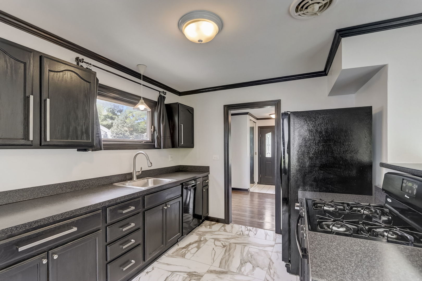 547 East Baldwin Road Palatine, IL 60074 - Photo 7 of 26 a spacious bathroom with a sink and a mirror