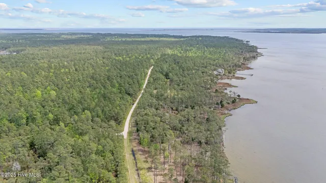 $375,000 | 3411 Upper Neck Road, Bayboro, NC 28515