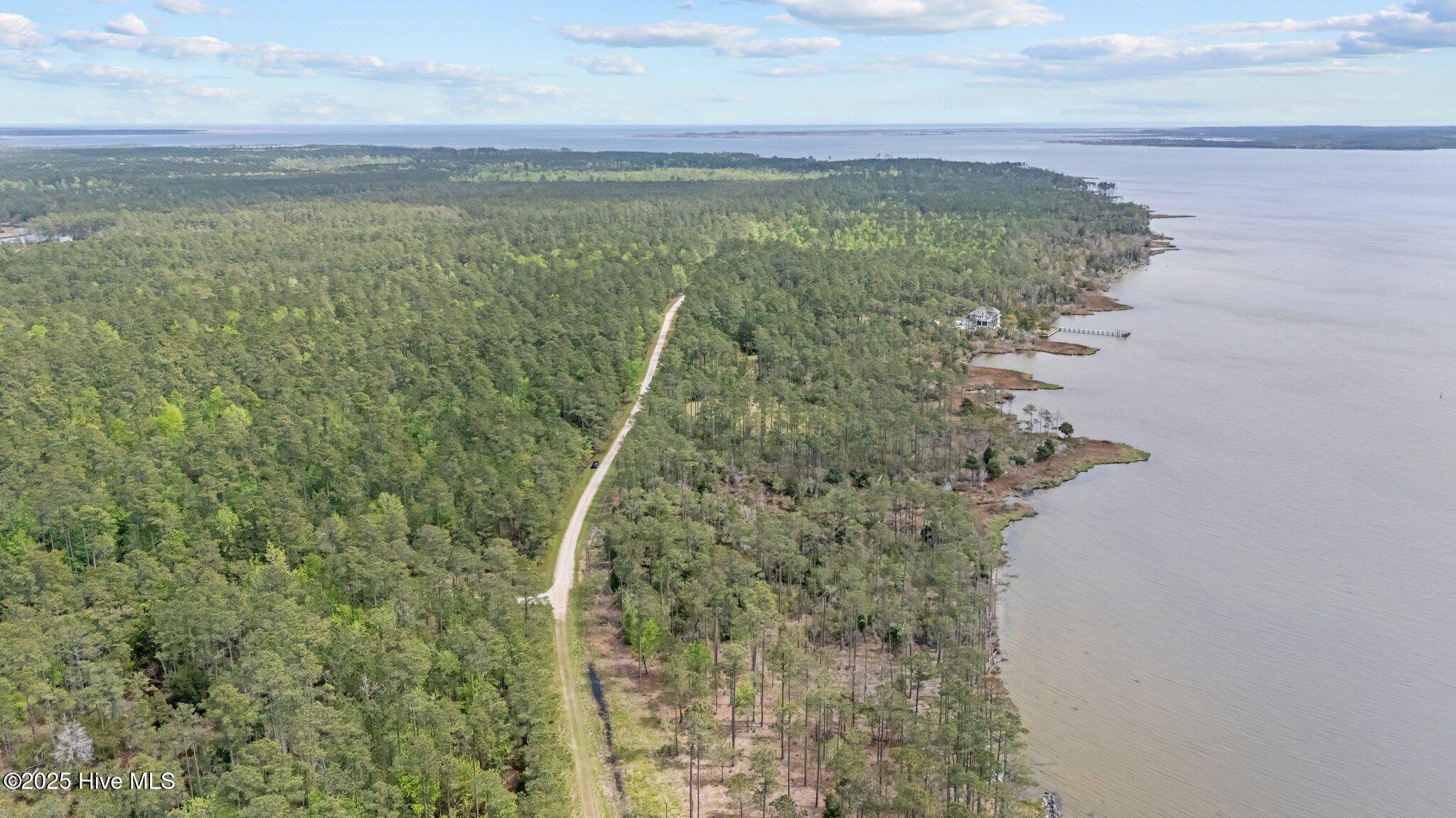 3411 Upper Neck Road Bayboro, NC 28515 - Photo 11 of 16 4-web-or-mls-DJI_20250410135947_0101_D