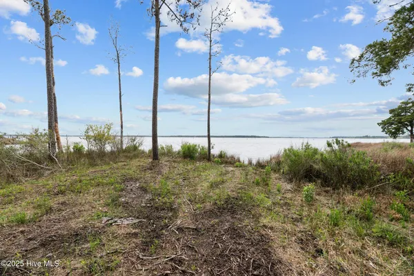 $375,000 | 3411 Upper Neck Road, Bayboro, NC 28515
