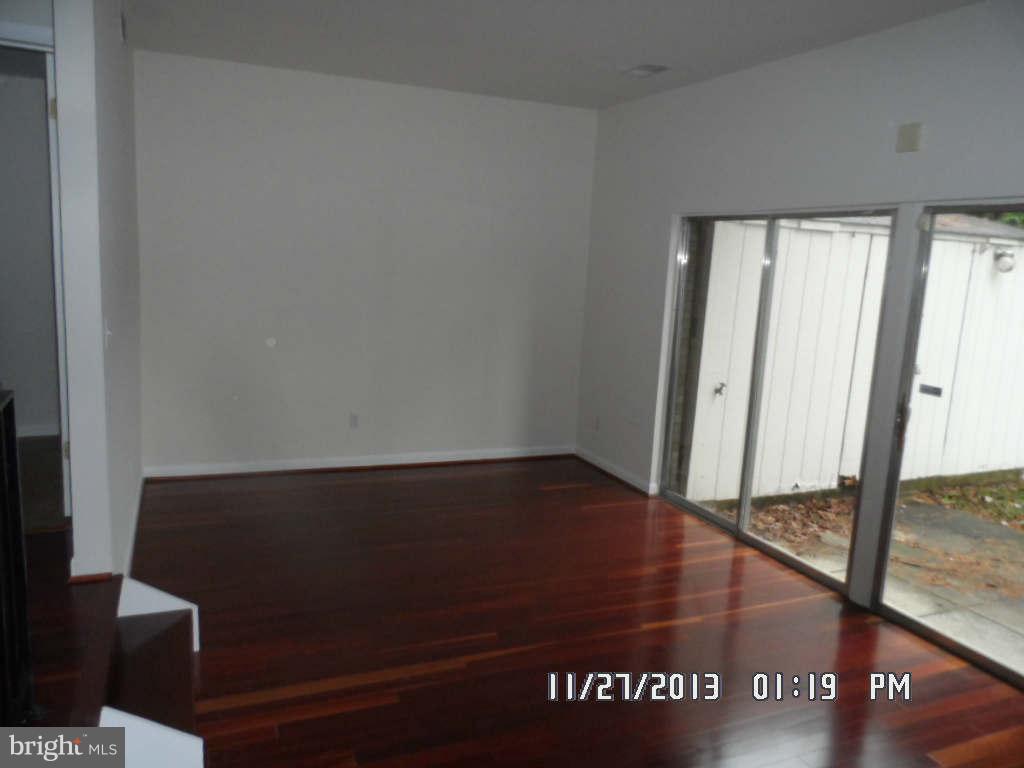 3312 Claridge Court Silver Spring, MD 20902 - Photo 4 of 12 Living Room