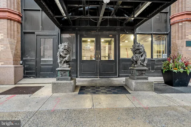 a view of a entryway of the house