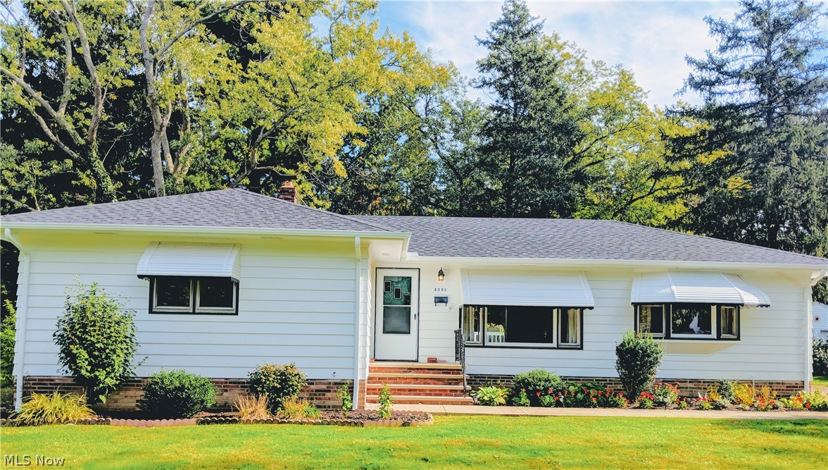 8095 Stockbridge Road Mentor, OH 44060 - Photo 1 of 16 Gallery Image 1