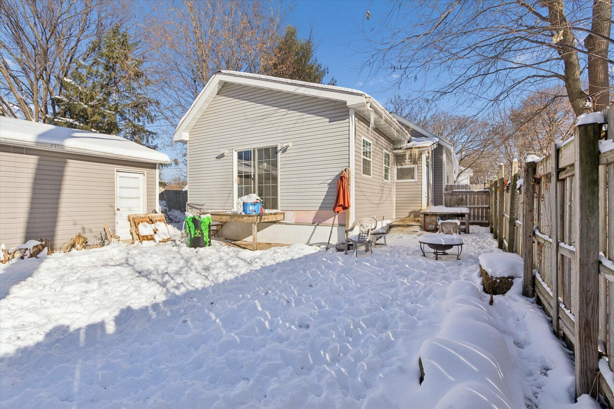 418 Adams Street Rockford, IL 61107 - Photo 19 of 26