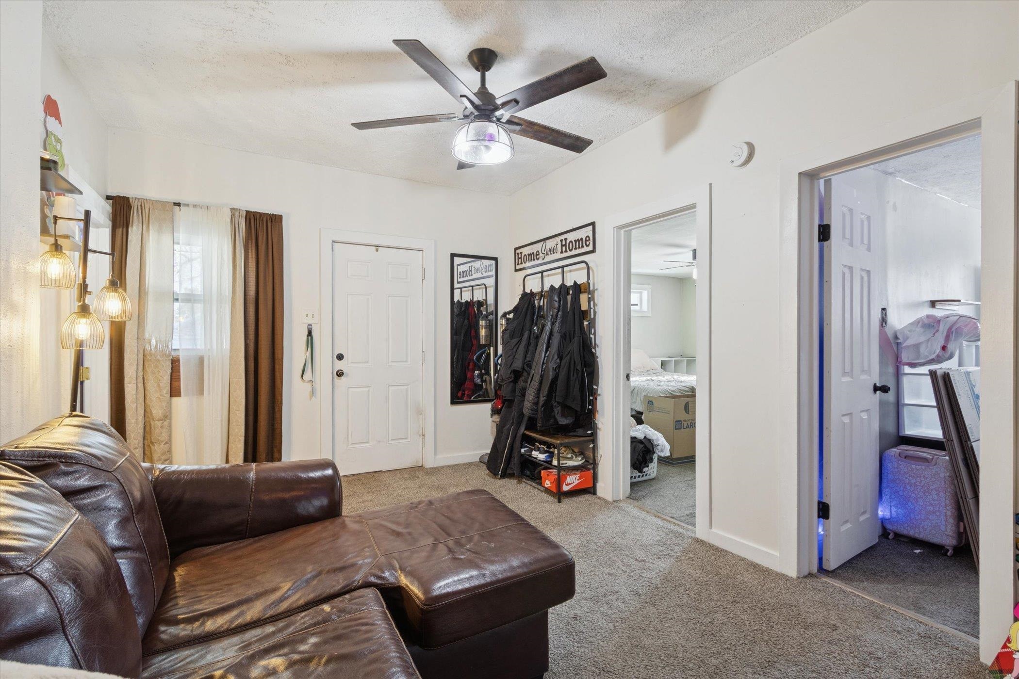 418 Adams Street Rockford, IL 61107 - Photo 3 of 26