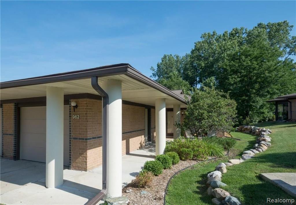 962 Wexford Way Rochester Hills, MI 48307 - Photo 26 of 28