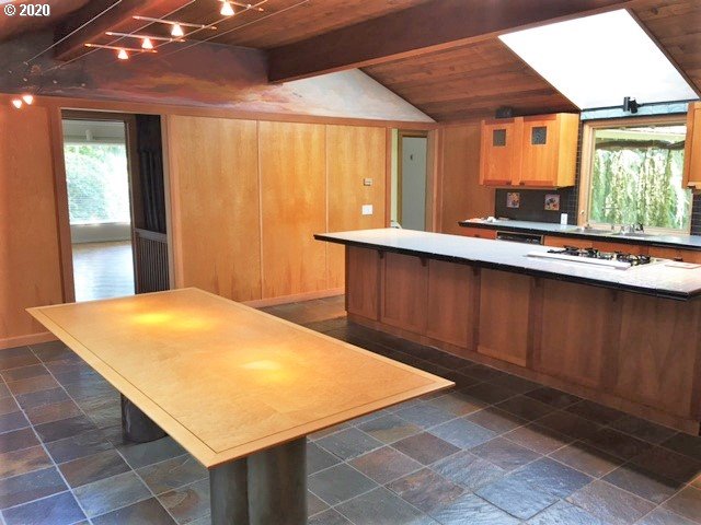 4301 Southwest Dosch Road Portland, OR 97239 - Photo 9 of 28