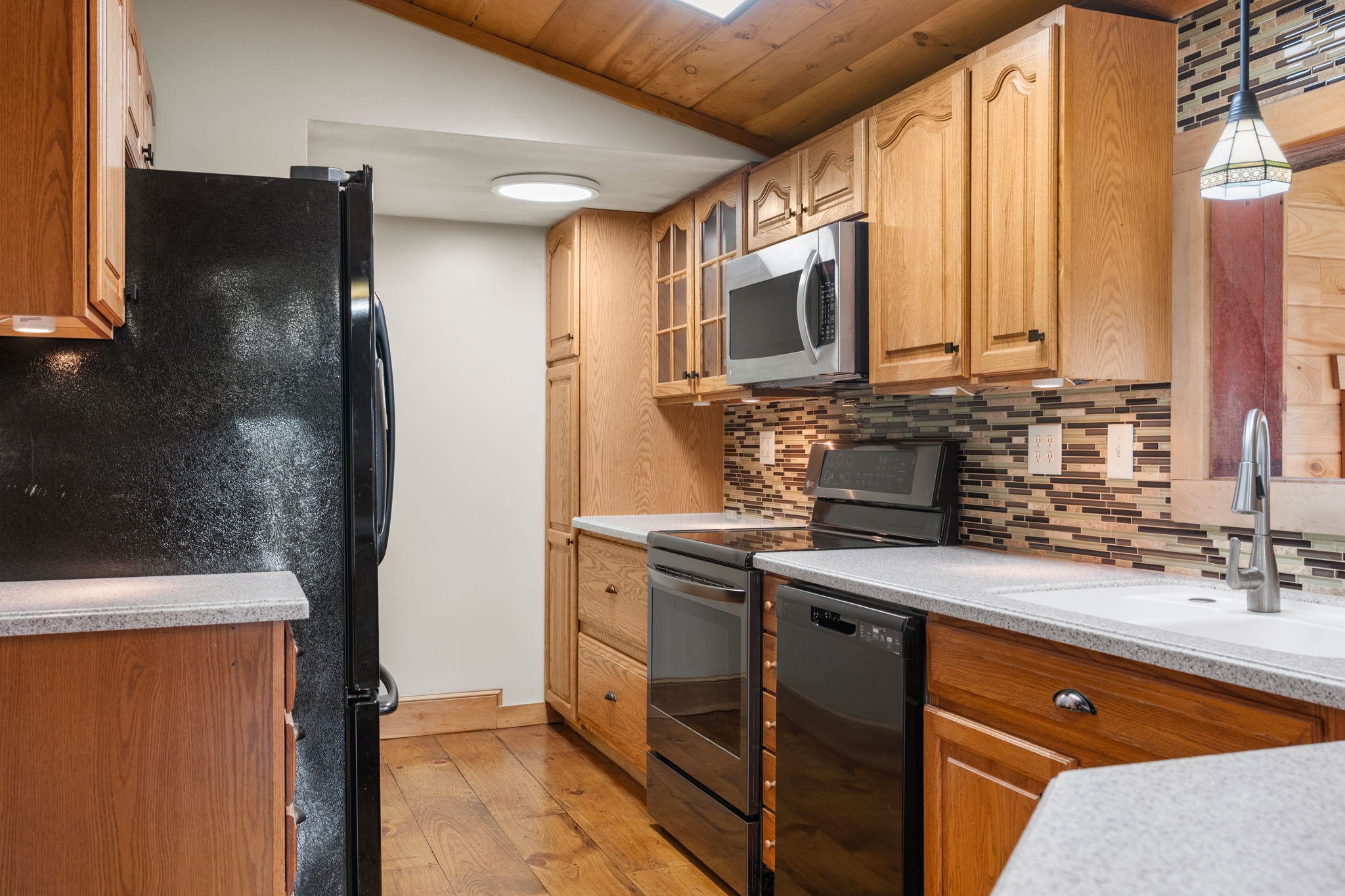 395 Hardy Road Johnson City, NY 13790 - Photo 13 of 41