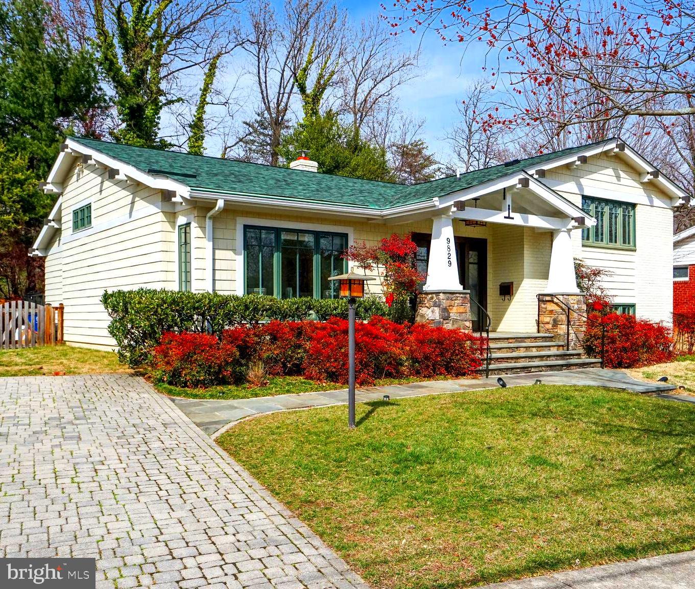 9829 Singleton Drive Bethesda, MD 20817 - Photo 25 of 29 Sidewalks! Delightful!