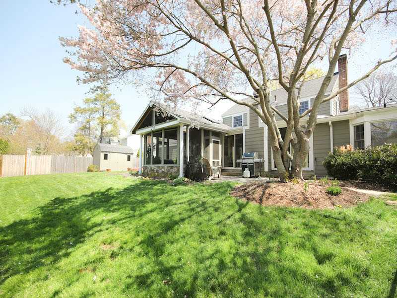 12 Owings Stone Road Barrington, RI 02806 - Photo 25 of 25 Exterior Front.