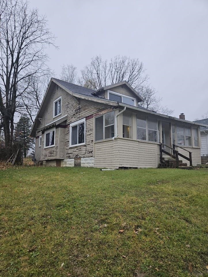 2005 Flushing Road Flint, MI 48504 - Photo 2 of 17 50128365-1.JPG